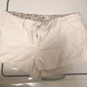 AE white shorts